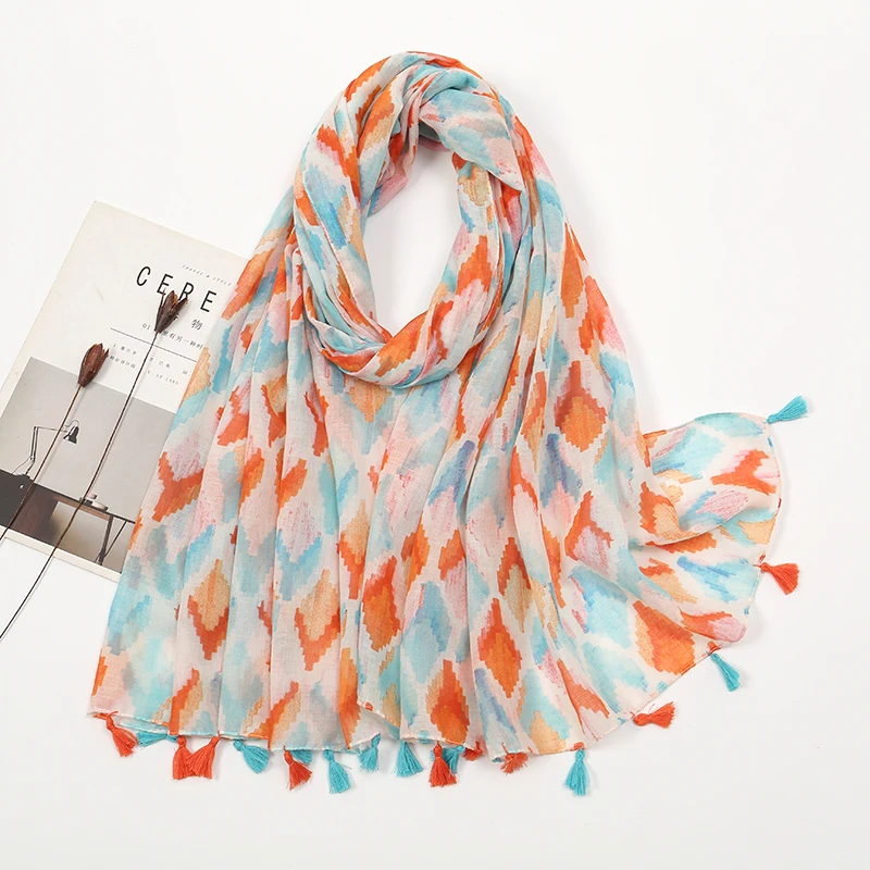 Hotsale Tassel Scarf Women Shawl Viscose Cotton Scarf Hijab Wraps 2024 Popular Muslim Hijabs Turban Headband Lady Soft Scarf